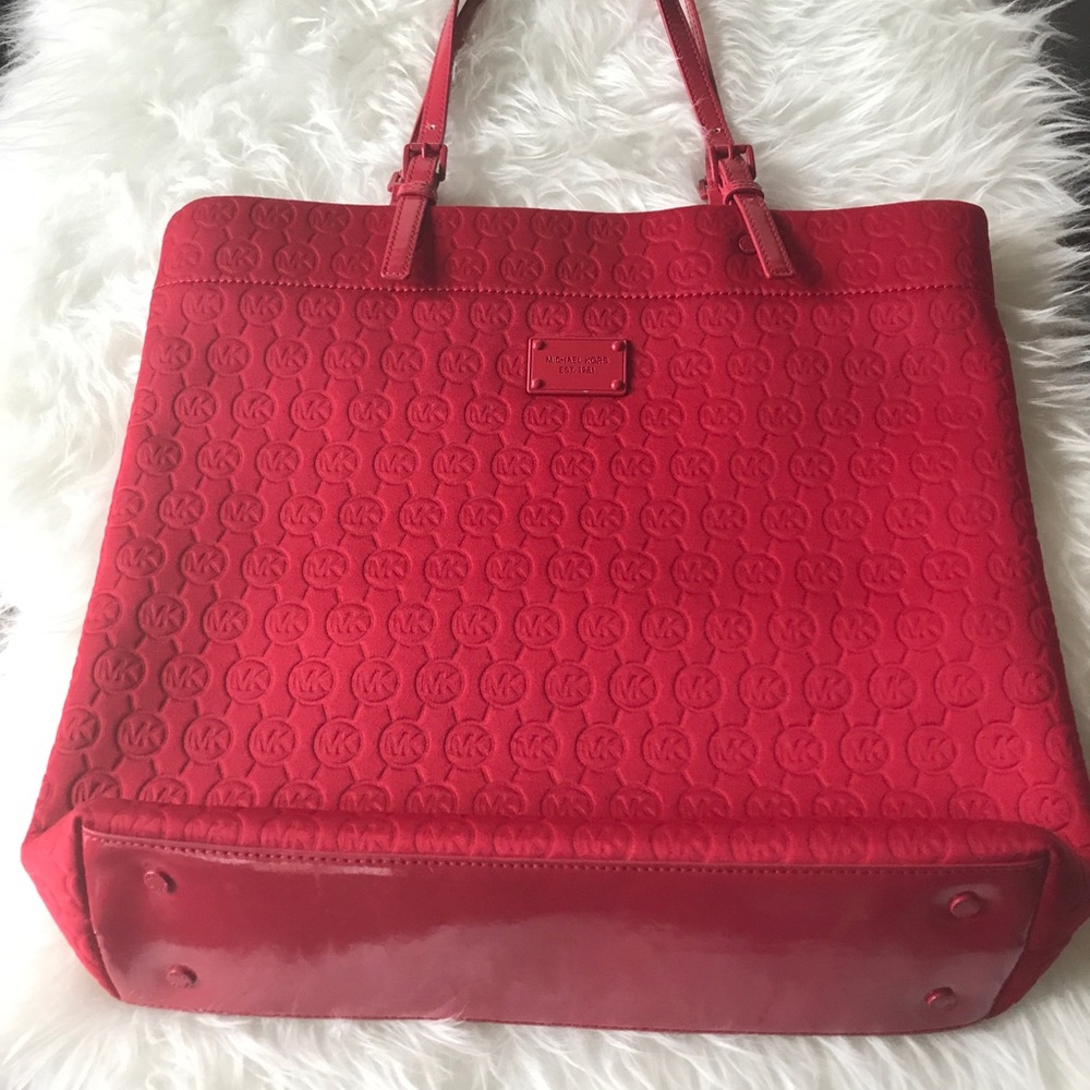 ♦️♦️ SOLD ♦️♦️ NWOT Michael Kors tote bag